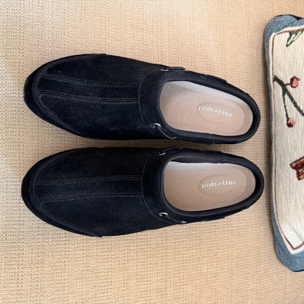 Easy Spirit Black Suede Slip-On